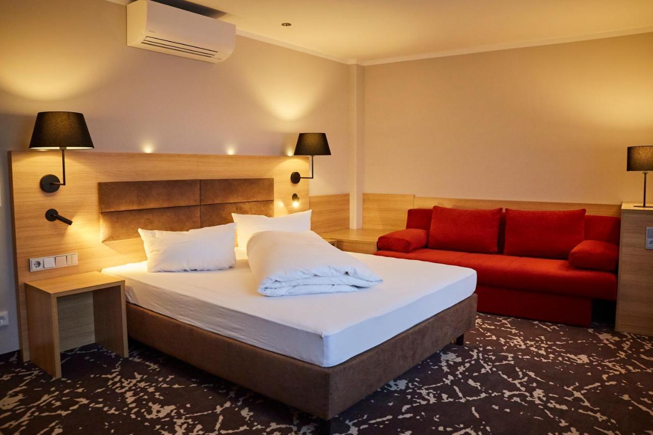 Bed&Breakfast Erber Ismaning Bagian luar foto